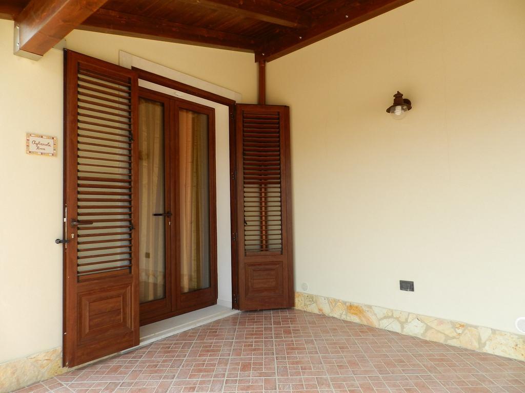 Baglio Olivastro Bed & Breakfast Digerbato Oda fotoğraf