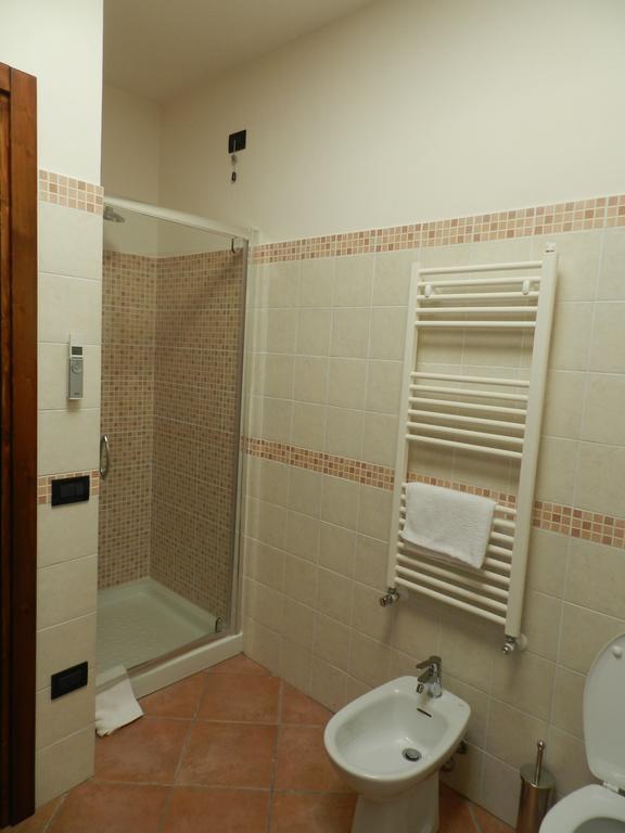 Baglio Olivastro Bed & Breakfast Digerbato Oda fotoğraf