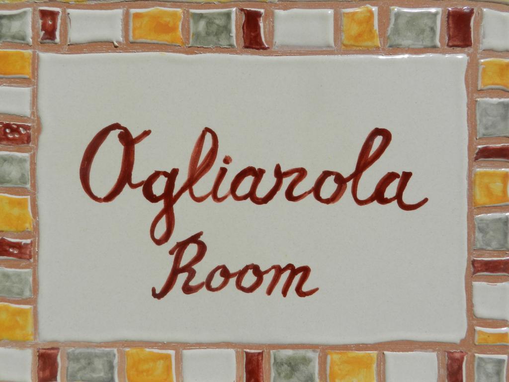 Baglio Olivastro Bed & Breakfast Digerbato Oda fotoğraf